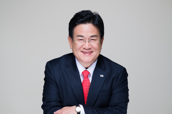 							이효선 전 광명시장이 제21대 총선에서 광명갑 예비후보 등록을 마치고 선거전에 돌입했다.