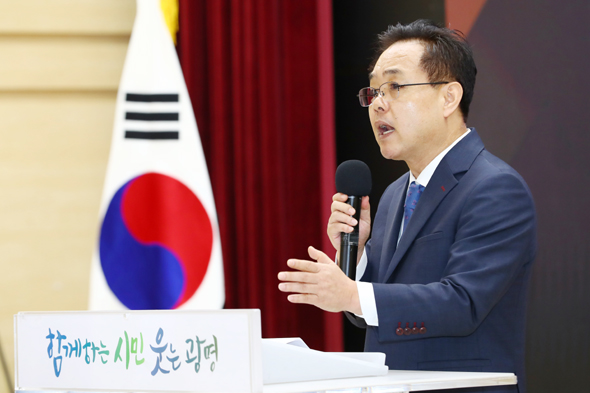 훙석우 광명지역신문 발행인